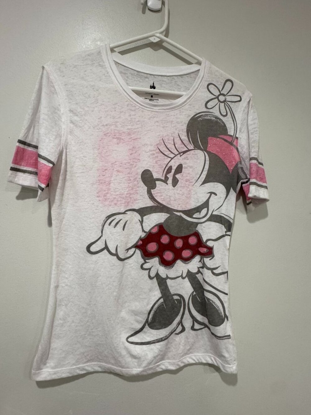 Disney Parks Minnie Mouse Sheer Glitter Tee – Women’s M 🔥